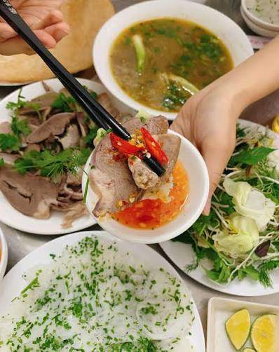 Bánh Hỏi Cháo Lòng